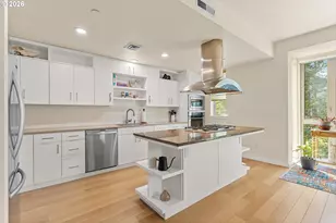 4280 S Corbett Ave, Portland, OR 97239 - Photo 13