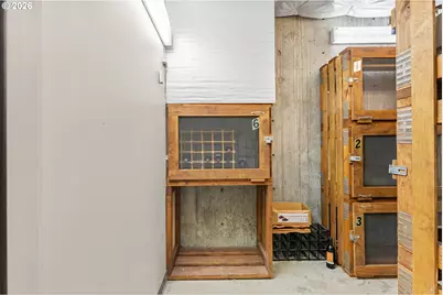 4280 S Corbett Ave #201, Portland, OR 97239 - Photo 37