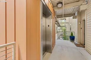 4280 S Corbett Ave, Portland, OR 97239 - Photo 33