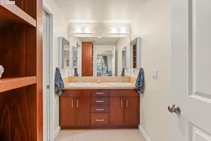 4280 S Corbett Ave, Portland, OR 97239 - Photo 23