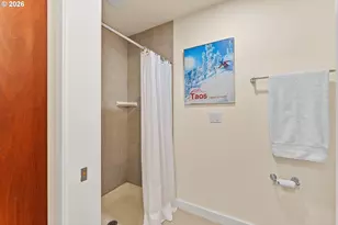 4280 S Corbett Ave, Portland, OR 97239 - Photo 25