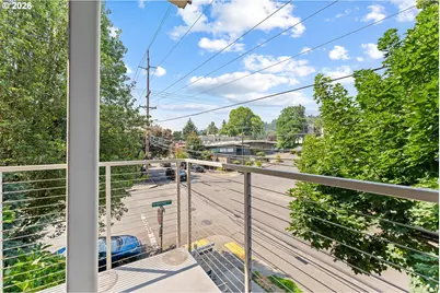 4280 S Corbett Ave #201, Portland, OR 97239 - Photo 19