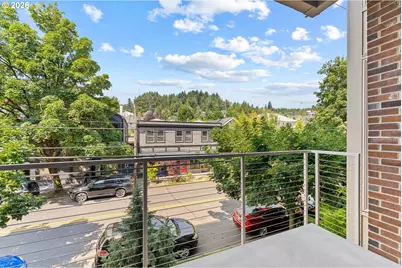 4280 S Corbett Ave #201, Portland, OR 97239 - Photo 29