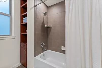 4280 S Corbett Ave #201, Portland, OR 97239 - Photo 31