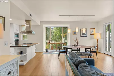 4280 S Corbett Ave #201, Portland, OR 97239 - Photo 3
