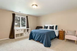 683 NE Summerfield St, McMinnville, OR 97128 - Photo 17