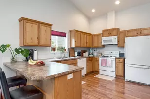 683 NE Summerfield St, McMinnville, OR 97128 - Photo 11