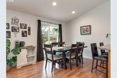 683 NE Summerfield St, McMinnville, OR 97128 - Photo 9