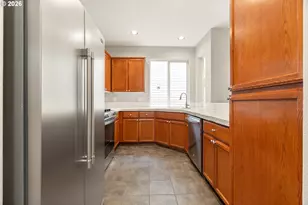 1062 SE Tamango St, Hillsboro, OR 97123 - Photo 17