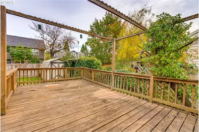 7024 N Villard Ave, Portland, OR 97217 - Photo 23