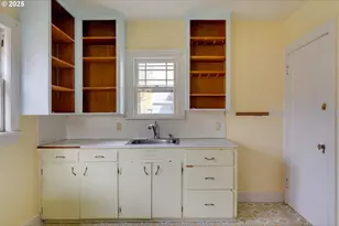 7024 N Villard Ave, Portland, OR 97217 - Photo 7