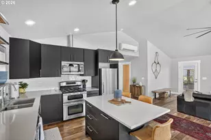 2630 N Hayden Island Dr, Portland, OR 97217 - Photo 19