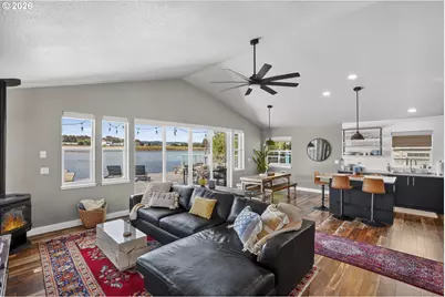 2630 N Hayden Island Dr #17, Portland, OR 97217 - Photo 7