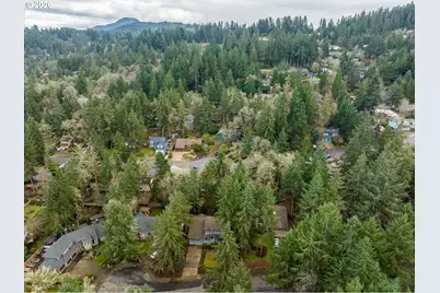 2673 Garfield St, Eugene, OR 97405 - Photo 39