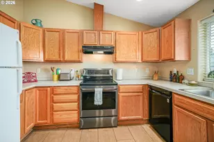 371 Hobson St, Stayton, OR 97383 - Photo 11