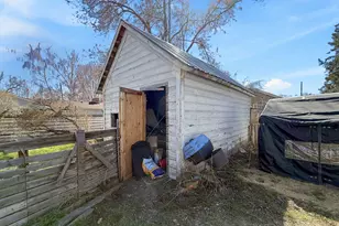 2530 5th St, Baker City, OR 97814 - Photo 15