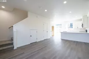 14716 SE Powell Blvd, Portland, OR 97236 - Photo 3