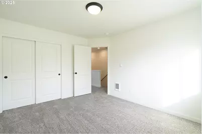 14716 SE Powell Blvd, Portland, OR 97236 - Photo 15