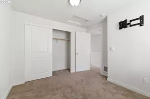 3223 SE 122nd Ave, Portland, OR 97236 - Photo 35