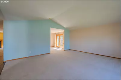 11117 NW 17th Ave, Vancouver, WA 98685 - Photo 5