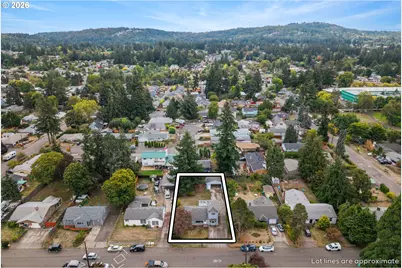 13056 SE Center St, Portland, OR 97236 - Photo 37