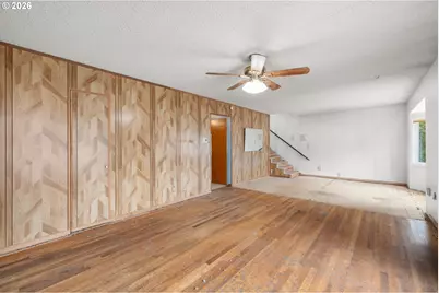 13056 SE Center St, Portland, OR 97236 - Photo 5