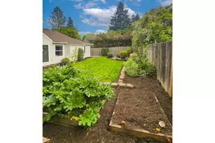 9685 SW Hialeah Dr, Beaverton, OR 97008 - Photo 33
