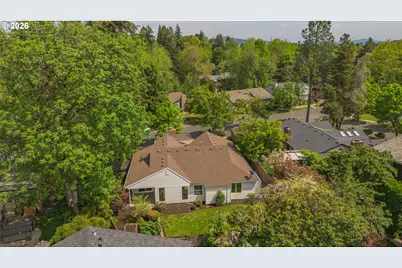9685 SW Hialeah Dr, Beaverton, OR 97008 - Photo 37