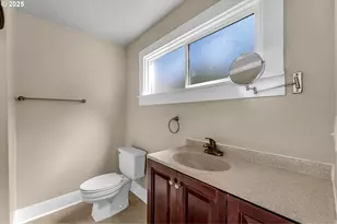 812 Jefferson St, Oregon City, OR 97045 - Photo 27