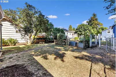 812 Jefferson St, Oregon City, OR 97045 - Photo 33