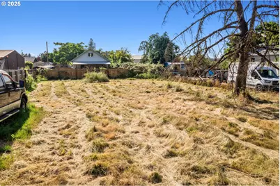 206 S Molalla Ave, Molalla, OR 97038 - Photo 11