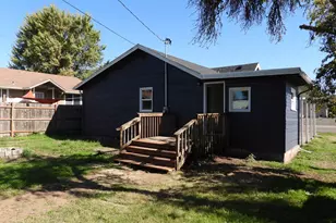 715 Deal St, Junction City, OR 97448 - Photo 17