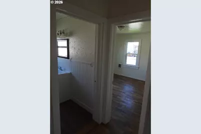 715 Deal St, Junction City, OR 97448 - Photo 19