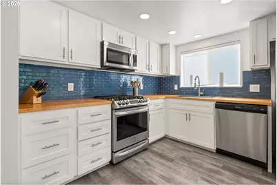 17587 NW Sauvie Island Rd #42, Portland, OR 97231 - Photo 9