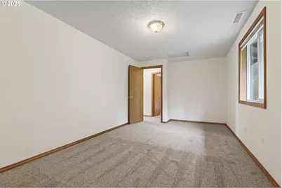 109 Cliff Wood Ln, Kelso, WA 98626 - Photo 19