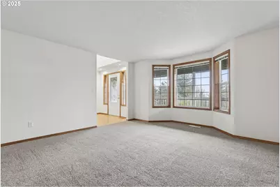 109 Cliff Wood Ln, Kelso, WA 98626 - Photo 7