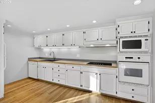 2221 SW 1st Ave, Portland, OR 97201 - Photo 17