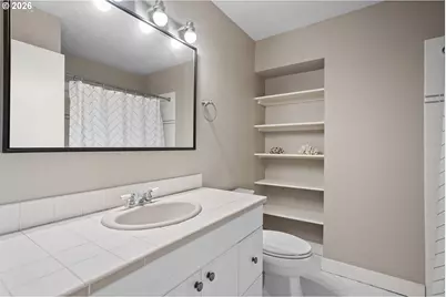 1389 SW Taylors Ferry Ct, Portland, OR 97219 - Photo 25