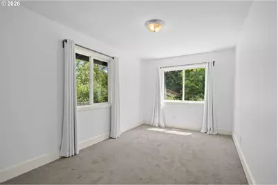 1389 SW Taylors Ferry Ct, Portland, OR 97219 - Photo 23