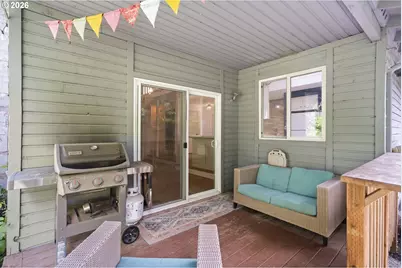 1389 SW Taylors Ferry Ct, Portland, OR 97219 - Photo 27