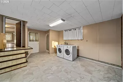 2507 6th St, Tillamook, OR 97141 - Photo 35