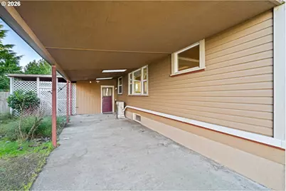 2507 6th St, Tillamook, OR 97141 - Photo 5