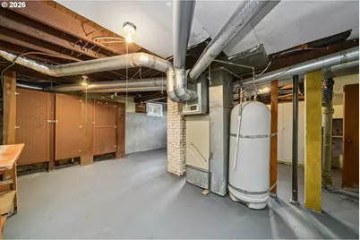 2507 6th St, Tillamook, OR 97141 - Photo 33