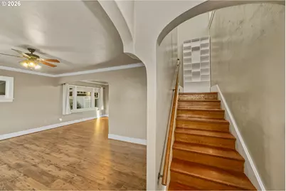 2507 6th St, Tillamook, OR 97141 - Photo 11