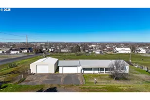 1035 E Tamarack Ave, Hermiston, OR 97838 - Photo 1