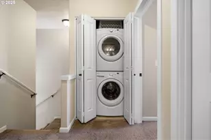 18292 SW Anna Mae Ln, Beaverton, OR 97003 - Photo 23