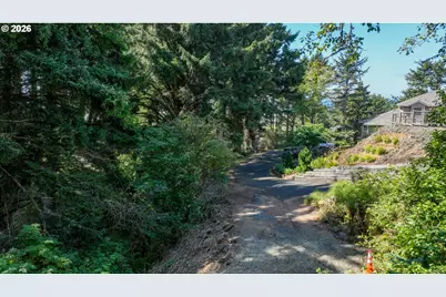 415 Chilkoot Trl, Cannon Beach, OR 97110 - Photo 5