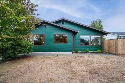 1915 Arthur St, North Bend, OR 97459 - Photo 43