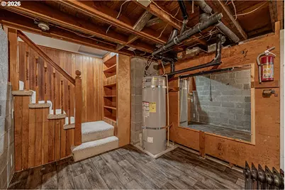 1740 Pennsylvania Ave, Coos Bay, OR 97420 - Photo 29