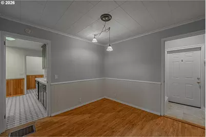 1740 Pennsylvania Ave, Coos Bay, OR 97420 - Photo 15